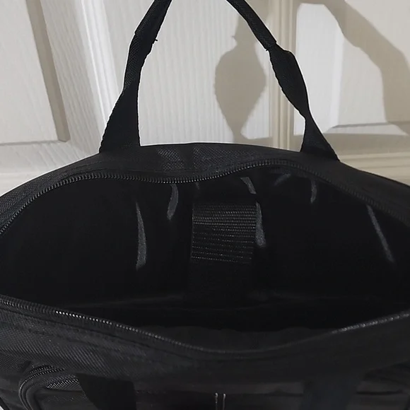 12.1" Intellect Slim Briefcase - Picture 4 of 4